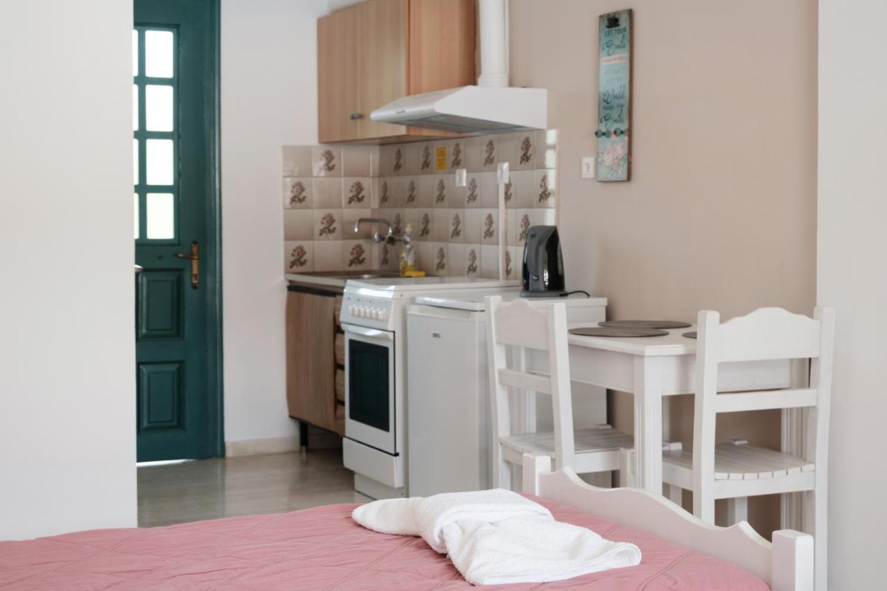 Katsaros Studios & Apartments Sidárion Eksteriør billede