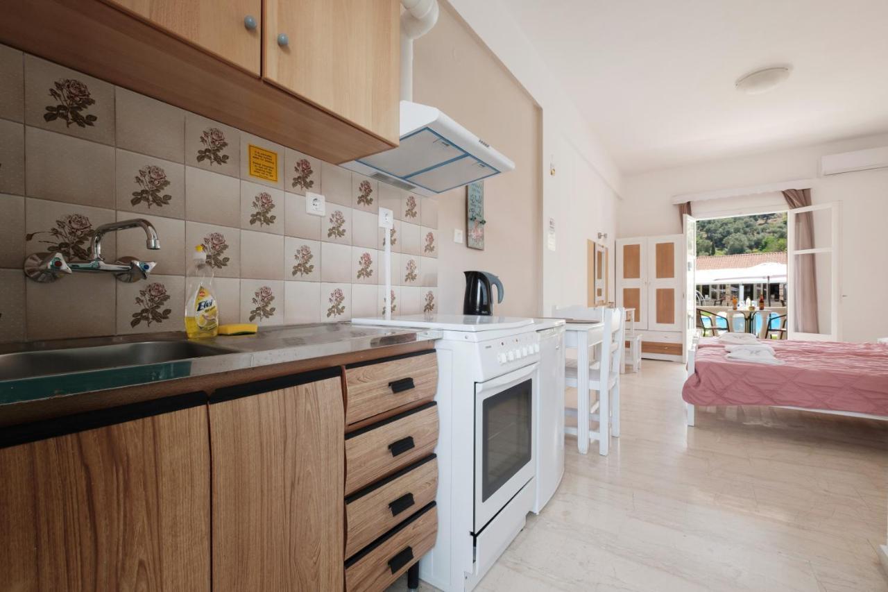 Katsaros Studios & Apartments Sidárion Eksteriør billede