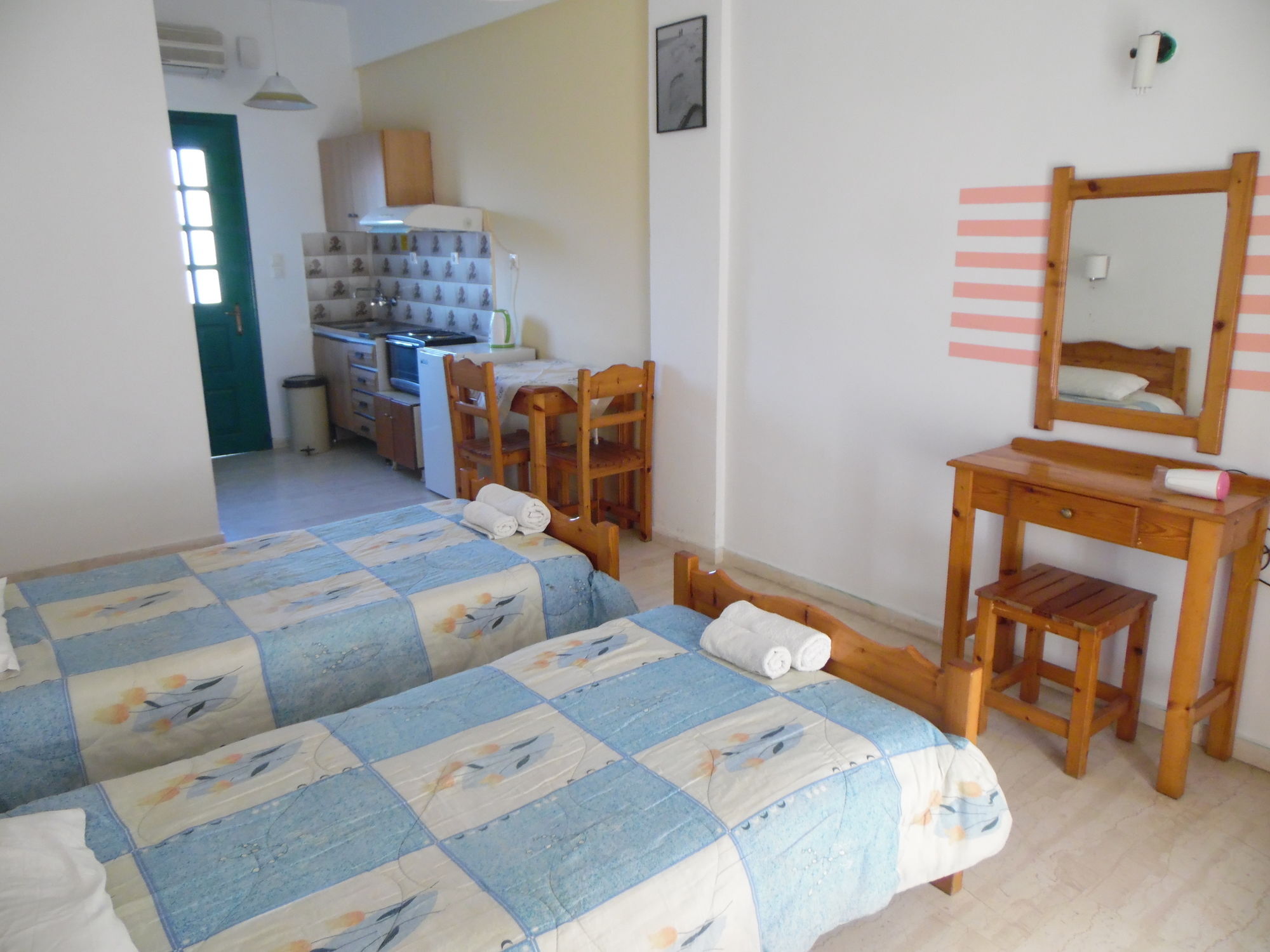 Katsaros Studios & Apartments Sidárion Eksteriør billede